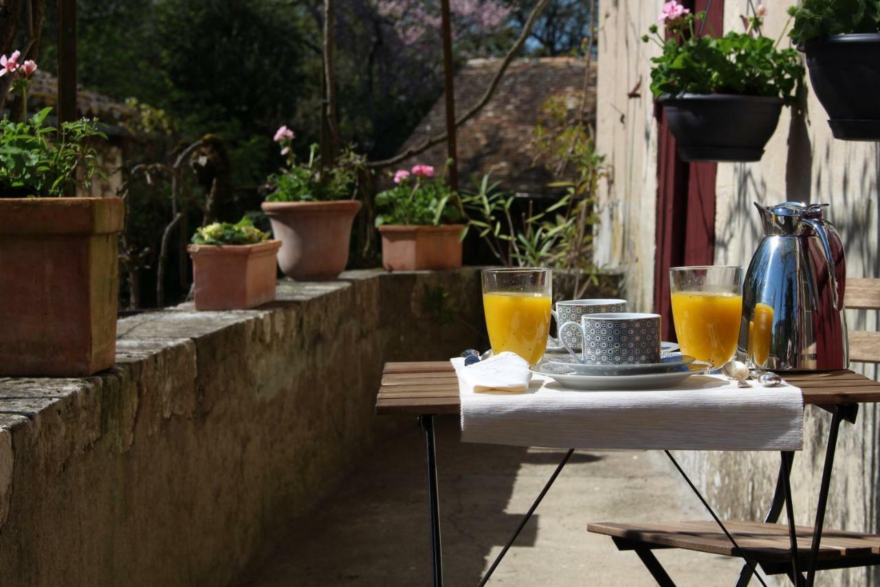 Bed and Breakfast L'Ancien Couvent Cahuzac Esterno foto