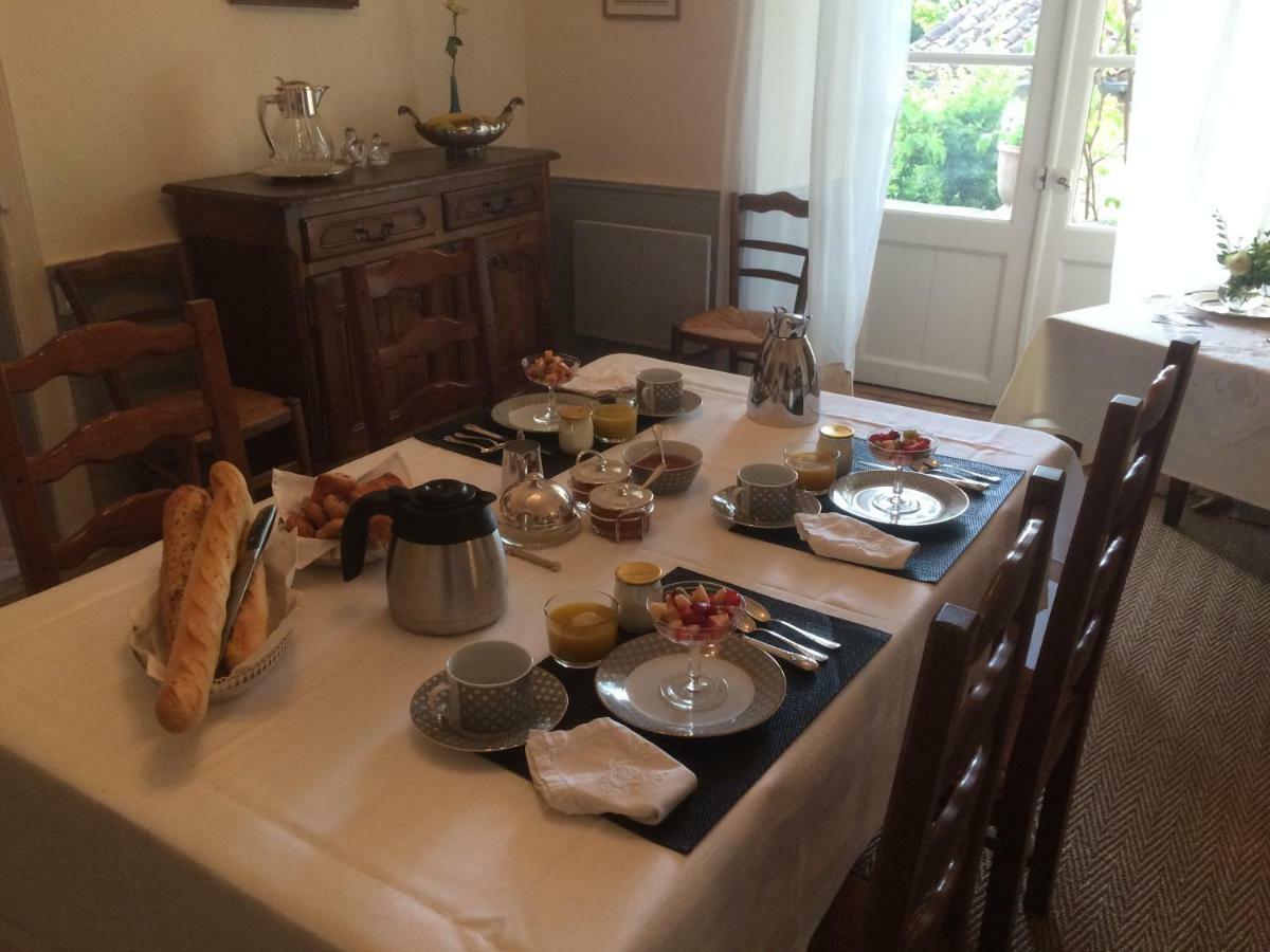 Bed and Breakfast L'Ancien Couvent Cahuzac Esterno foto